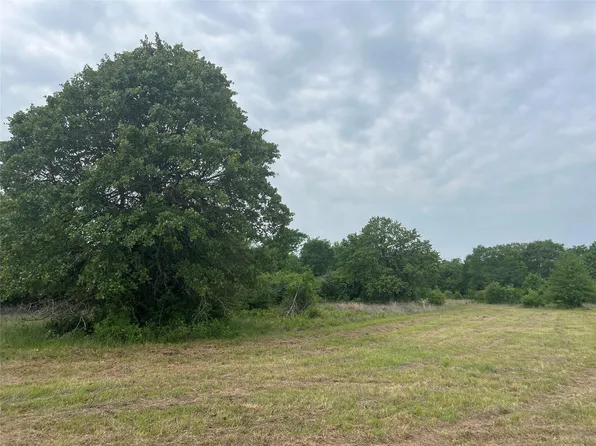 3 County Road 124, Iola, TX 77861