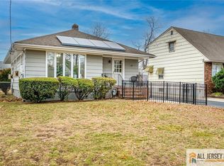 26 Goodwill Pl, Metuchen, NJ 08840