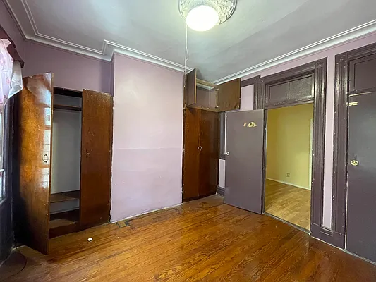 Rented by EXR | media 4