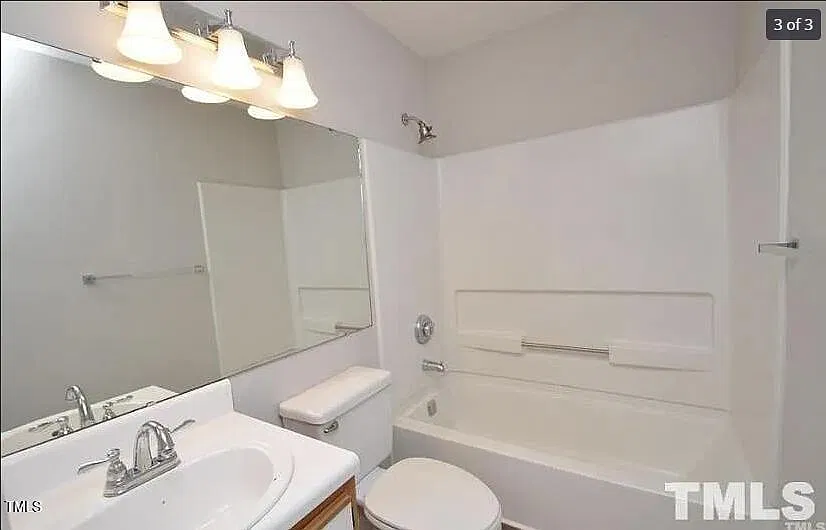 1 bed, 1.0 bath, $550 — Photo 3