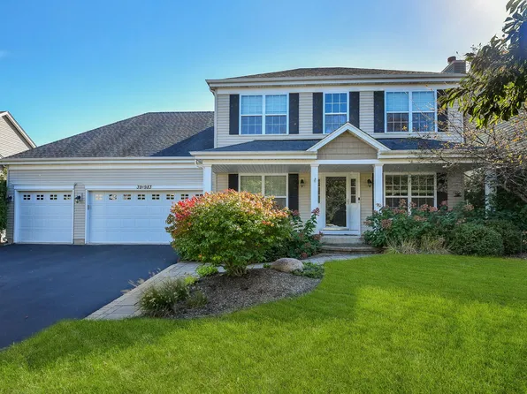 39W983 Wellington Way, Geneva, IL 60134