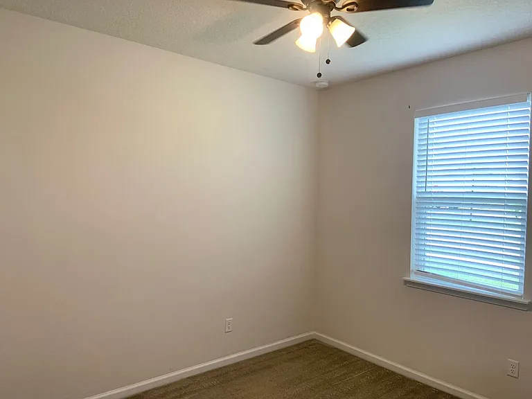 816 Redtail Ln — Photo 46
