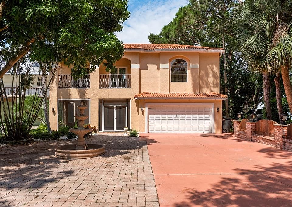 1st image of 302 Shore Dr