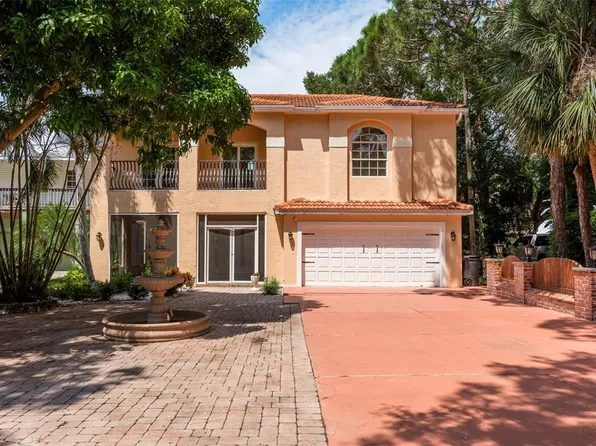 302 Shore Dr, Palm Harbor, FL 34683