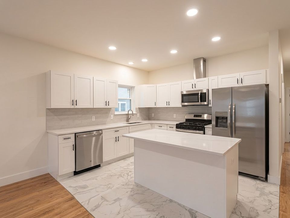 1st image of 47 Victoria Ave