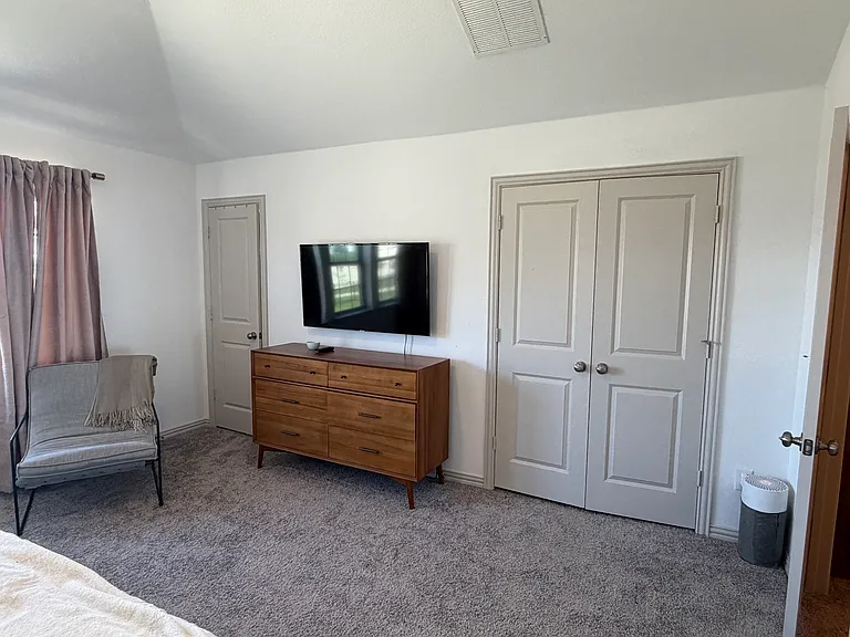 6073 Roper Rd — Photo 8