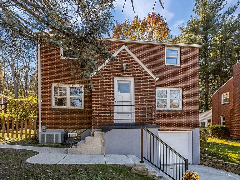 255 Gilkeson Rd — Photo 1