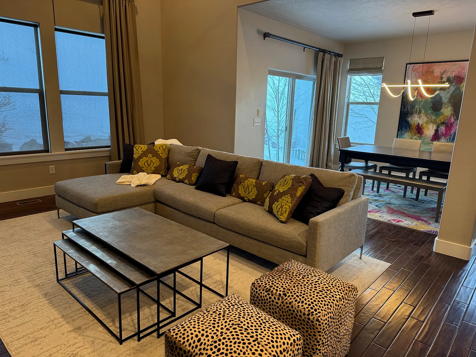 4 bed, 3.5 bath, 2720 sqft, $4,700 — Photo 3