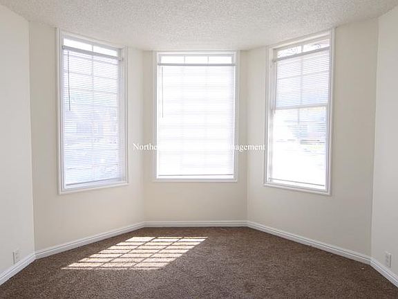 2 Front Room_05132019