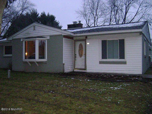 1st image of 138 E Prudence Ln