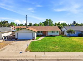3345 W Laurel Avenue, Visalia, CA