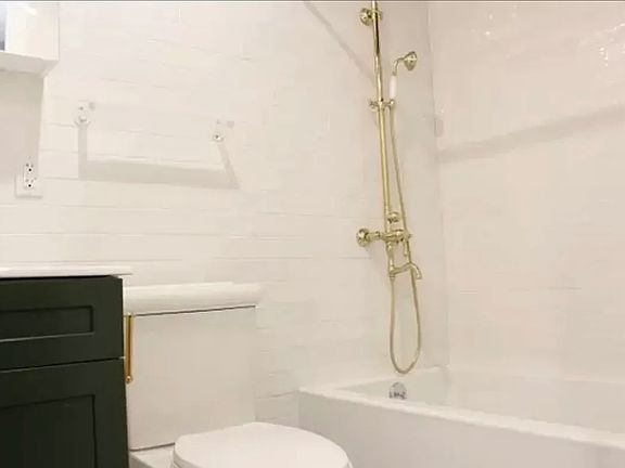 5th image of 473 Park Ave Unit 6A