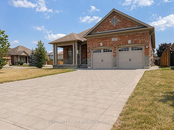 2nd image of 3183 Pincombe Dr