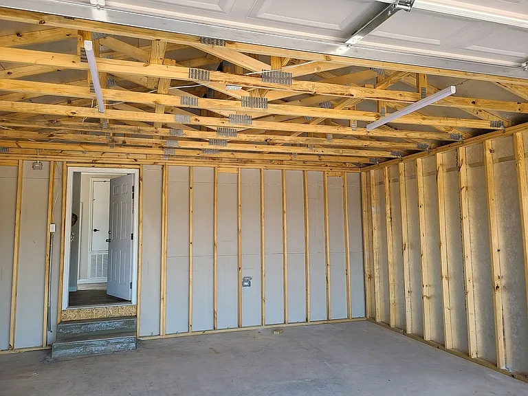 117 Cordell Oaks Blvd — Photo 3