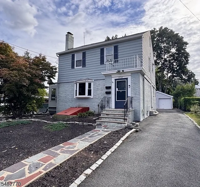 1316 Broad St #2