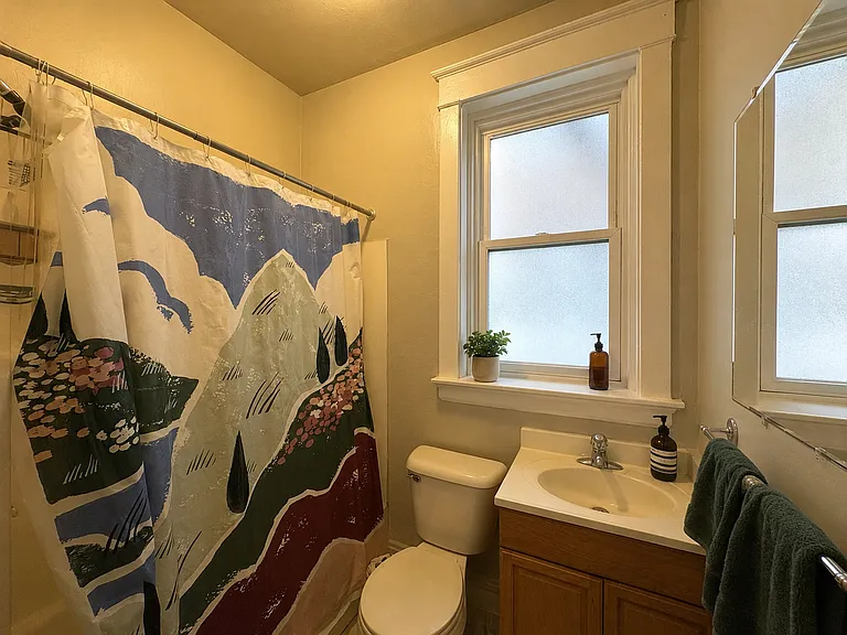 265 W McMillan — Photo 40