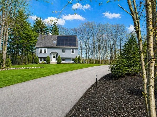141 Downing Drive Ext, Attleboro, MA 02703