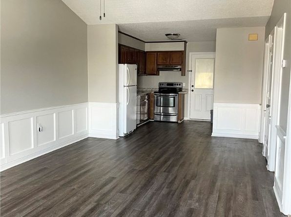 140 Lanier Dr #15, Statesboro, GA 30458