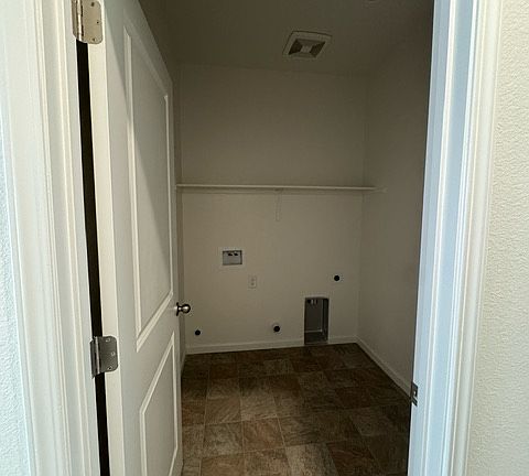 5th image of 1809 Apiary Way