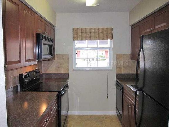 3rd image of 4902 Tangerine Ave #4902