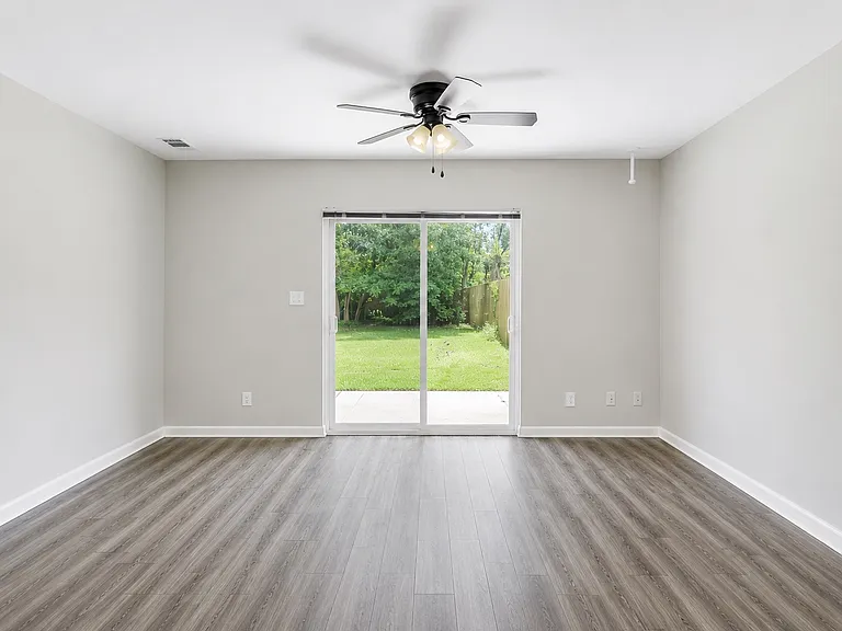 8124 Stonebrook Dr #1 — Photo 6
