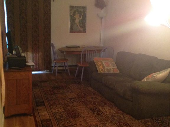 4th image of 37 S Williams St APT 122