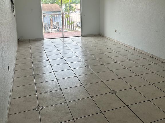 5th image of 6850 W 16th Dr APT 319