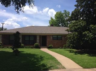 5523 Ledgestone Dr, Dallas, TX 75214