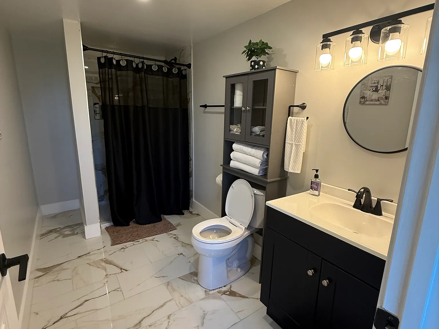 3 bed, 1700 sqft, $2,700 — Photo 4