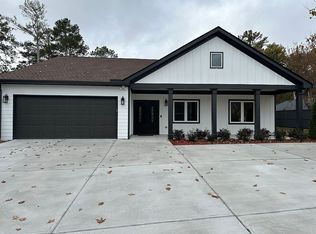 3853 Trickum Rd NE, Marietta, GA 30066