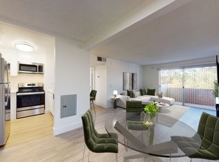 Sonterra Condominiums, Los Angeles, CA 91406
