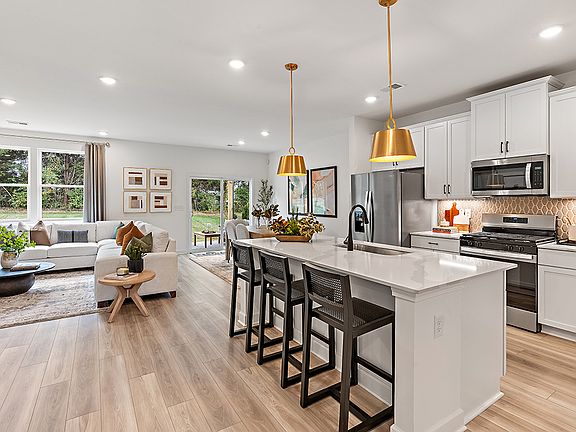 7th image of this home
