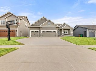 303 Aspen Dr NE, Bondurant, IA 50035
