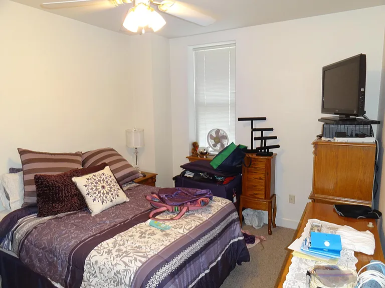 1119 William St #3 — Photo 8