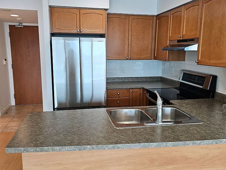 219 Fort York Blvd #1810 — Photo 3
