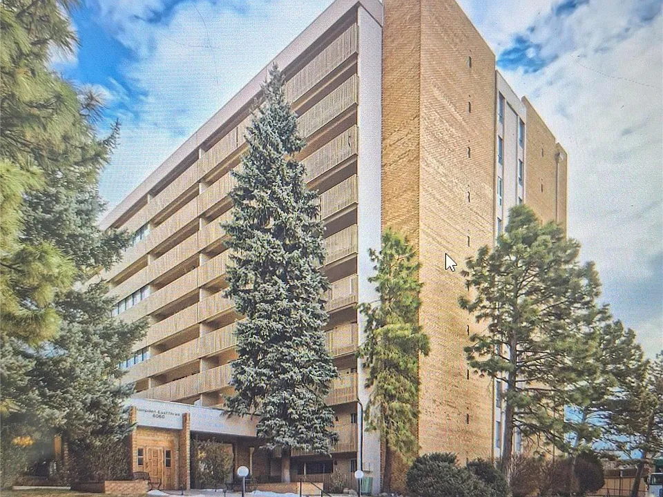 8060 E Girard Ave #601