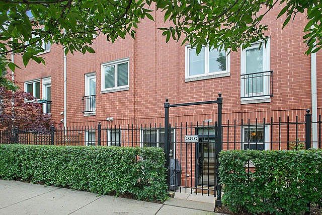 1st image of 2849 N Wolcott Ave Unit G
