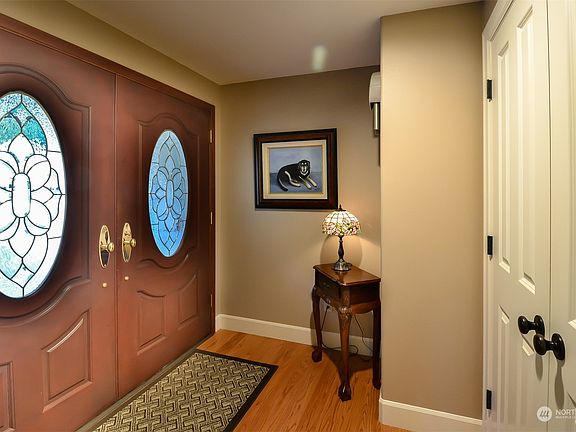 3rd image of 7421 Juniper Drive