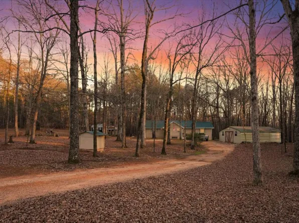 27 Hawk Trl, Newborn, GA 30056