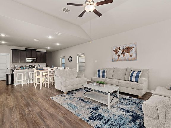 4th image of 7213 Yucca Pl