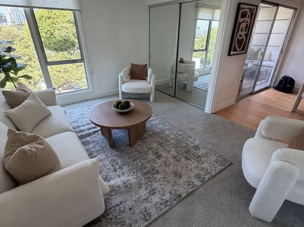 1328 Havenhurst Dr APT 202, West Hollywood, CA 90046