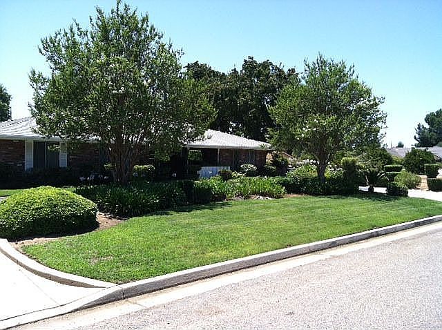 1st image of 10141 Rolling Hills Dr
