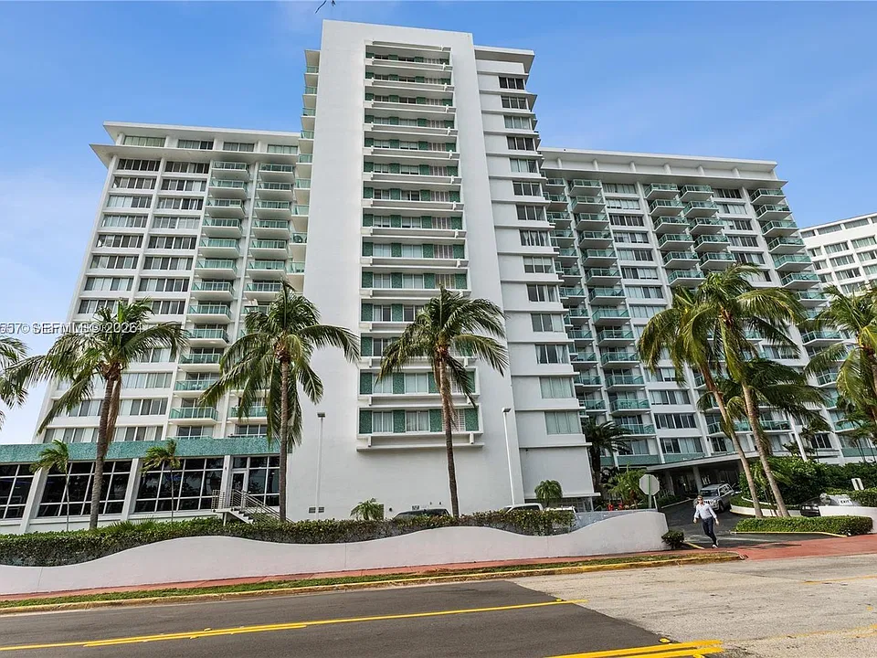1000 West Ave #307