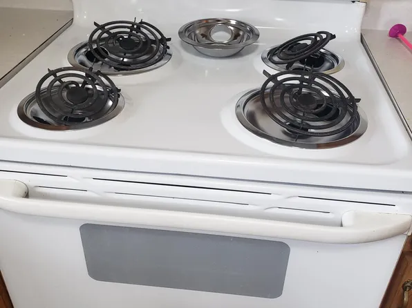 1229-1233 Oakview Dr #1229, Saint Charles, MN 55972