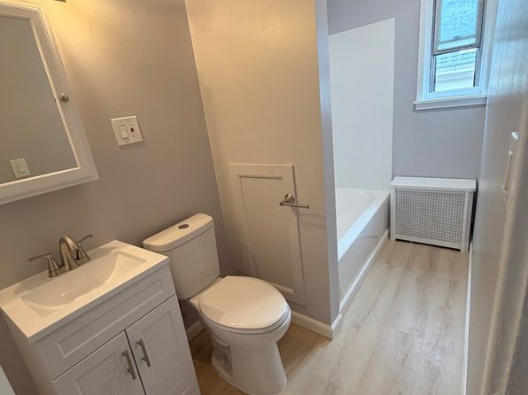 947 Western Ave APT 2