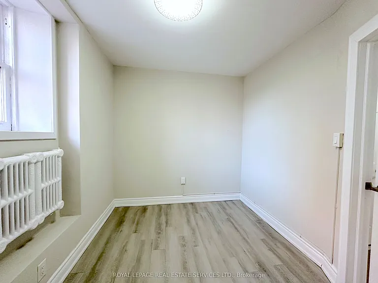 7 Glen Rd #2 — Photo 9