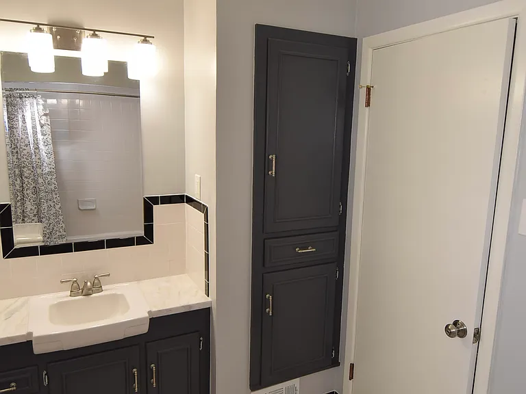 743 Newberry Dr — Photo 8