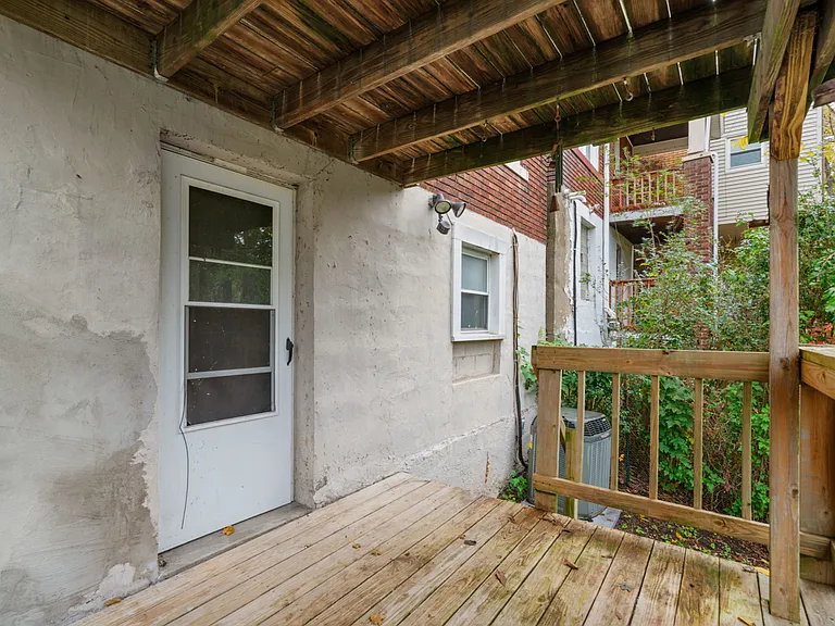 790 Highland Ave — Photo 41