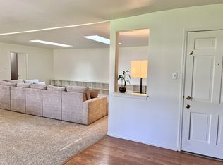 2205 S Holly St APT 8, Denver, CO 80222