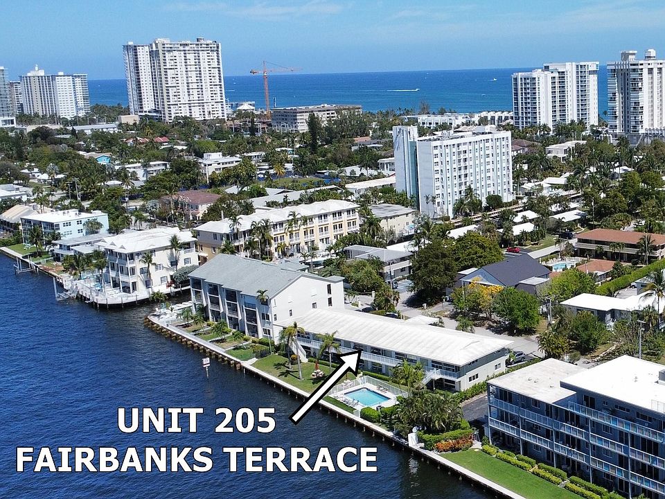 1st image of 1105 S Riverside Drive #205